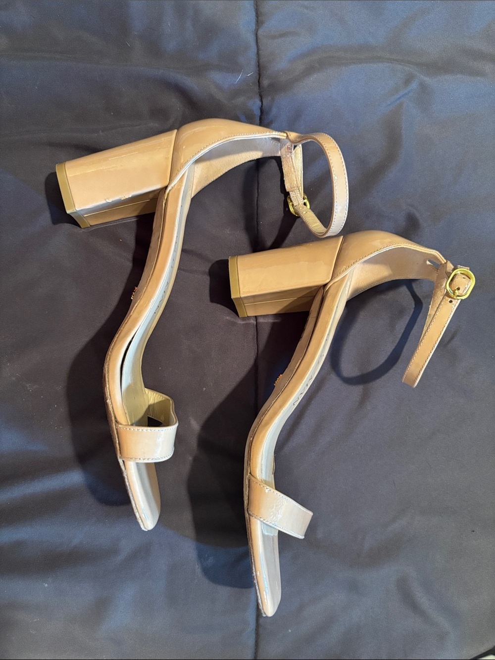 Stuart Weitzman Nearlynude Block Heel Sandal Adobe Patent Leather Size 8 - Picture 6 of 8